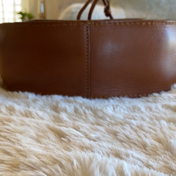 Madewell Savannah Saddlebag - Picture 7 of 10